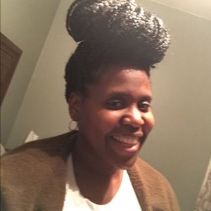 Meet your Posher, Shenita